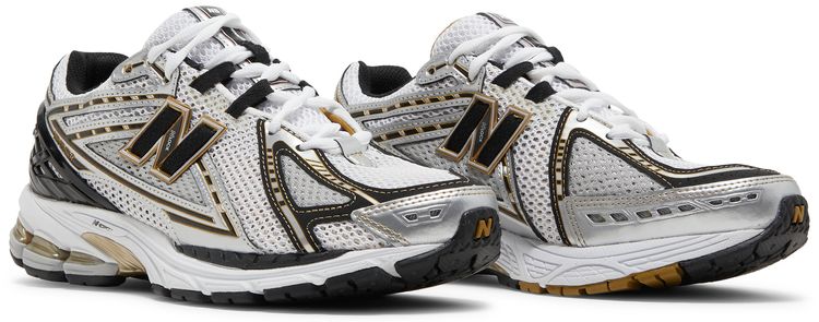NB 1906r Metallic Silver Metallic Gold