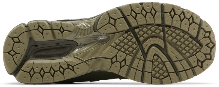 NB 1906r 'Dark Moss'