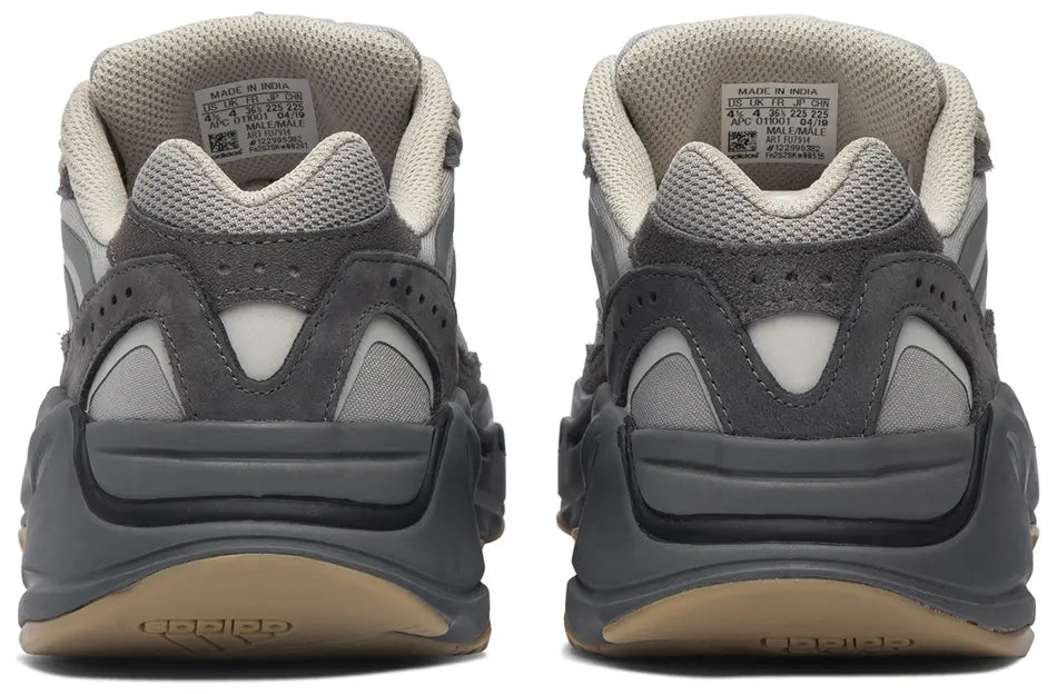 YZY Boost 700 V2 Wave Runner Tephra